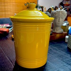 Large 3qt Fiesta Canister w/Lid - Sunflower Yellow